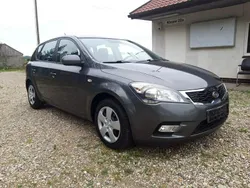 Szary (metalik) Używany 2011 Kia Ceed 2 Hatchback | 12 500 zł (Super Cena)