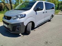Srebrny Używany 2018 Peugeot Traveller Minivan | 65 000 zł