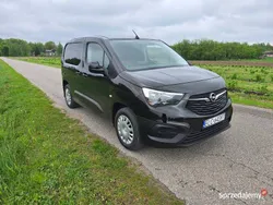 Czarny Używany 2020 Opel Combo Minivan | 37 900 zł (Super Cena)