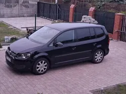 Czarny Używany 2012 VW Touran Minivan | 15 500 zł (Dobra cena)