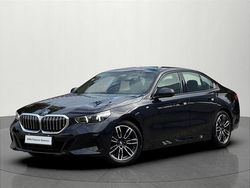 Czarny carbon m metalizowany Używany 2024 BMW 520 Comfort Edition Sedan/Limuzyna | 244 900 zł (Dobra cena)