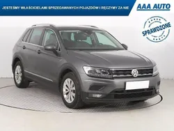Szary Używany 2018 VW Tiguan SUV | 79 999 zł (Uczciwa cena)
