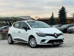 Biały (metalik) Używany 2017 Renault Clio IV Hatchback | 24 900 zł (Uczciwa cena)