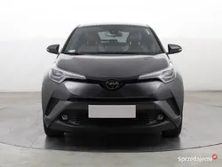 Szary Używany 2017 Toyota C-HR SUV | 65 999 zł (Uczciwa cena)