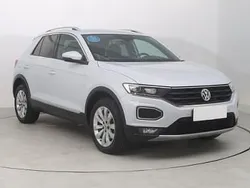Biały Używany 2019 VW T-Roc SUV | 93 999 zł (Uczciwa cena)