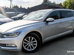Szary Używany 2018 VW Passat Kombi | 53 900 zł (Dobra cena)