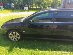 Granatowy Używany 2004 Opel Vectra Kombi | 7500 zł (Drogi)