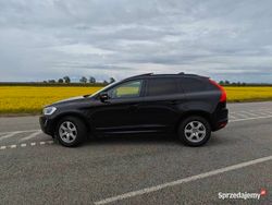 Czarny Używany 2014 Volvo XC60 SUV | 51 000 zł (Dość drogi)