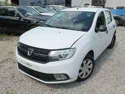 Biały Używany 2018 Dacia Sandero Hatchback | 18 900 zł