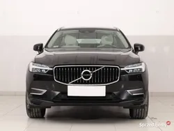 Czarny Używany 2017 Volvo XC60 SUV | 111 999 zł