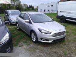 Srebrny metalik (metallic) Używany 2017 Ford Focus Trend+ Sedan/Limuzyna | 79 999 zł