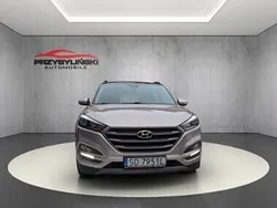 Brązowy Używany 2016 Hyundai Tucson SUV | 59 999 zł (Uczciwa cena)