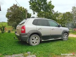 Srebrny Używany 2004 Hyundai Tucson SUV | 11 500 zł