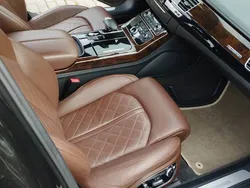 Czarny Używany 2014 Audi A8 Sedan/Limuzyna | 65 900 zł