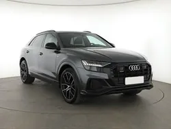 Szary Używany 2023 Audi Q8 SUV | 335 500 zł (Dość drogi)