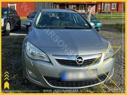 Szary Używany 2011 Opel Astra Kombi | 15 900 zł (Dobra cena)