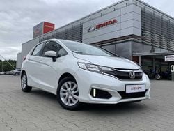 Radiant red m. Używany 2018 Honda Jazz Comfort Hatchback | 53 700 zł (Dość drogi)