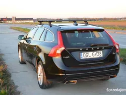 Czarny Używany 2017 Volvo V60 Kombi | 38 777 zł (Dobra cena)