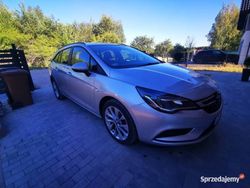 Srebrny Używany 2017 Opel Astra Sport Kombi | 23 000 zł (Super Cena)