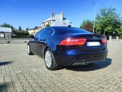 Niebieski Używany 2016 Jaguar XE Sedan/Limuzyna | 65 900 zł