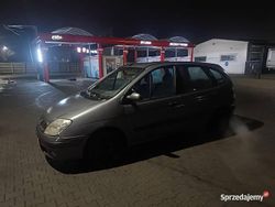 Szary Używany 2002 Renault Scénic Minivan | 1550 zł (Dobra cena)