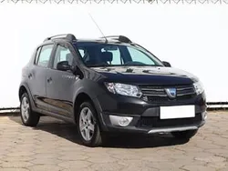 Czarny Używany 2013 Dacia Sandero Hatchback | 19 999 zł (Dość drogi)