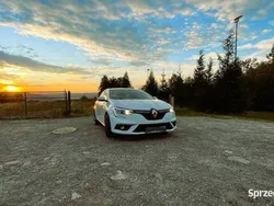 Biały Używany 2017 Renault Mégane IV Hatchback | 42 900 zł (Dość drogi)