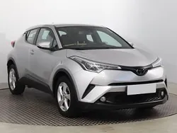Srebrny Używany 2016 Toyota C-HR SUV | 61 999 zł (Dobra cena)