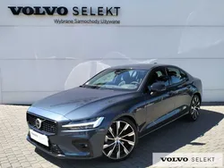 Niebieski Używany 2024 Volvo S60 Sedan/Limuzyna | 164 900 zł (Dość drogi)