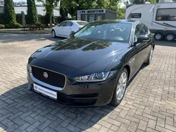 Czarny (metalik) Używany 2017 Jaguar XE Sedan/Limuzyna | 83 901 zł (Drogi)