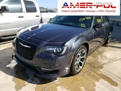 Szary Używany 2018 Chrysler 300C Sedan/Limuzyna | 60 000 zł