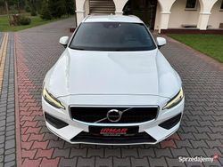 Biały Używany 2018 Volvo V60 Kombi | 76 000 zł (Uczciwa cena)