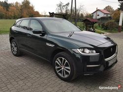 Zielony Używany 2016 Jaguar F-Pace R-Sport SUV | 55 900 zł (Uczciwa cena)