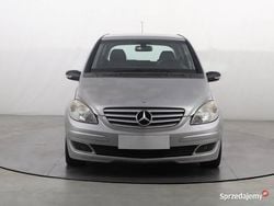 Srebrny Używany 2006 Mercedes B180 Minivan | 5999 zł (Dobra cena)