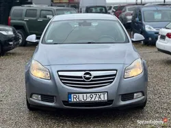 Niebieski Używany 2009 Opel Insignia Hatchback | 15 900 zł (Dobra cena)