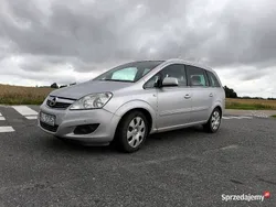 Srebrny Używany 2010 Opel Zafira Cosmo Minivan | 7900 zł (Super Cena)