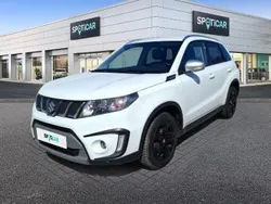 Biały Używany 2018 Suzuki Vitara SUV | 61 900 zł (Uczciwa cena)