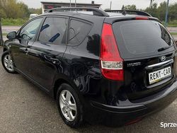 Czarny (metalik) Używany 2011 Hyundai i30 Kombi | 16 400 zł (Uczciwa cena)