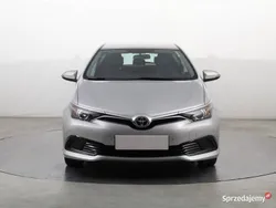 Srebrny Używany 2016 Toyota Auris Hatchback | 42 999 zł (Uczciwa cena)