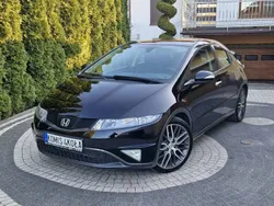 Czarny Używany 2011 Honda Civic Hatchback | 29 900 zł (Dość drogi)
