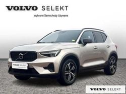 Szary Używany 2024 Volvo XC40 SUV | 159 000 zł (Dość drogi)