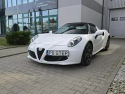 Biały Używany 2016 Alfa Romeo 4C Kabriolet | 379 000 zł