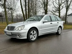 Srebrny Używany 2006 Mercedes C220 Kombi | 7900 zł