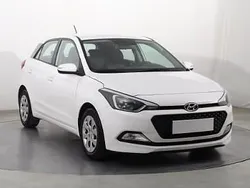 Biały Używany 2016 Hyundai i20 Hatchback | 36 999 zł (Dość drogi)