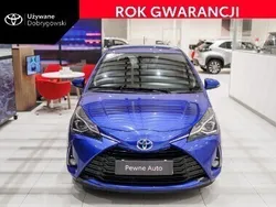 Niebieski Używany 2018 Toyota Yaris Hybrid Premium Hatchback | 59 850 zł (Uczciwa cena)