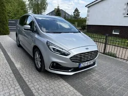 Srebrny Używany 2019 Ford S-MAX S Minivan | 69 900 zł (Dość drogi)