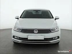 Biały Używany 2018 VW Passat Sedan/Limuzyna | 58 499 zł (Dobra cena)