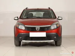 Czerwony Używany 2011 Dacia Sandero Hatchback | 15 499 zł (Uczciwa cena)