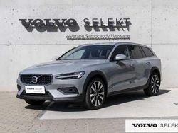 Szary Używany 2024 Volvo V60 CC Kombi | 199 900 zł (Drogi)