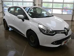 Biały Używany 2015 Renault Clio IV Hatchback | 8800 zł